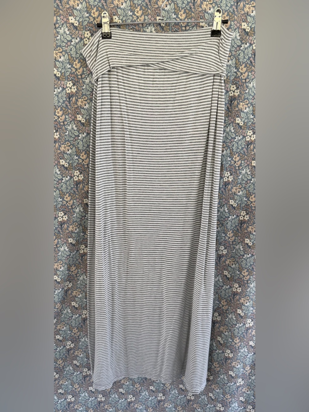 Max Studio Gray & White Striped Off-Shoulder Maxi Skirt